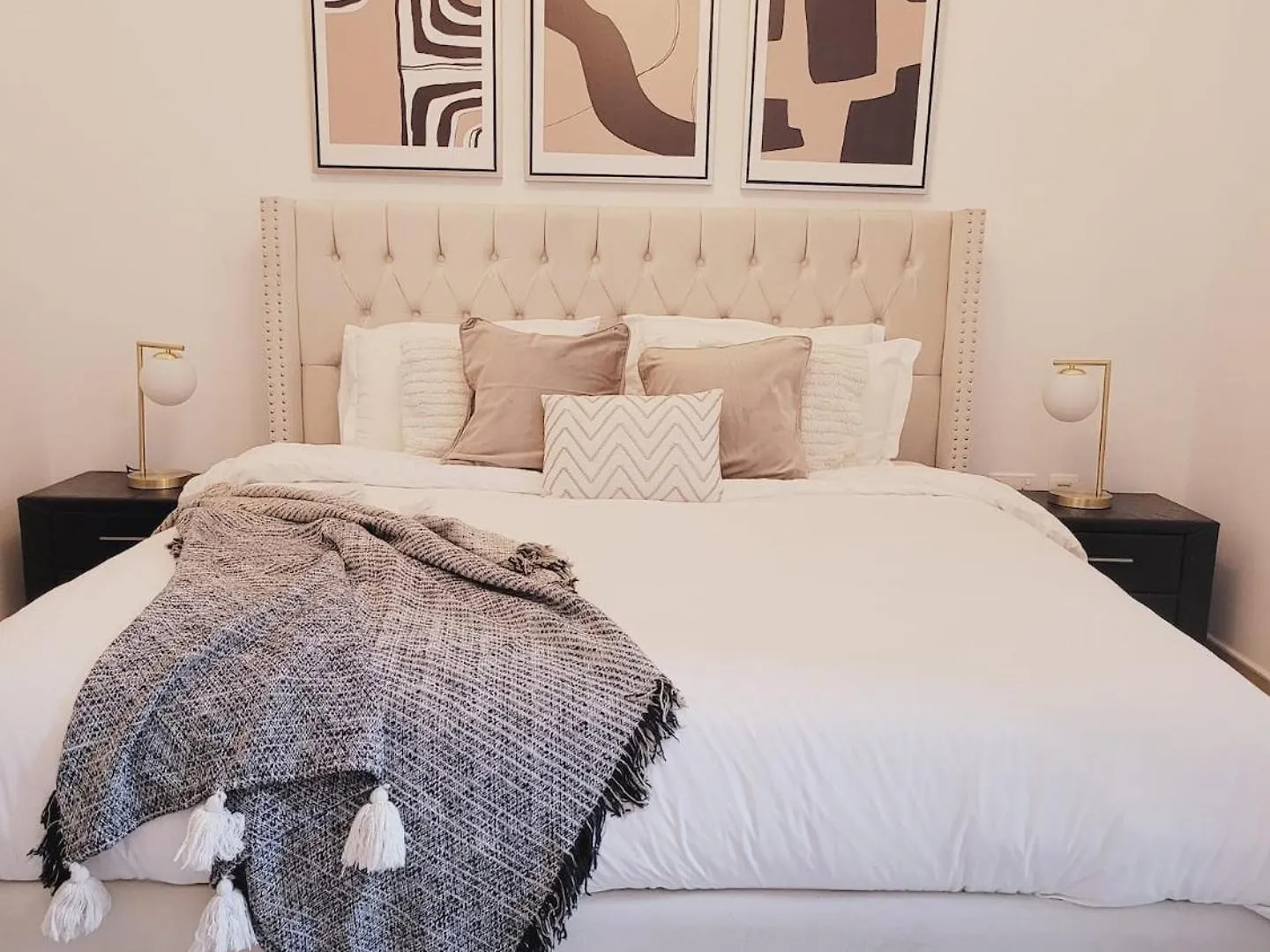 Yas Canal 1 Luxury Apartment By The Canal Near F1 Abú Dhabí 0*,
