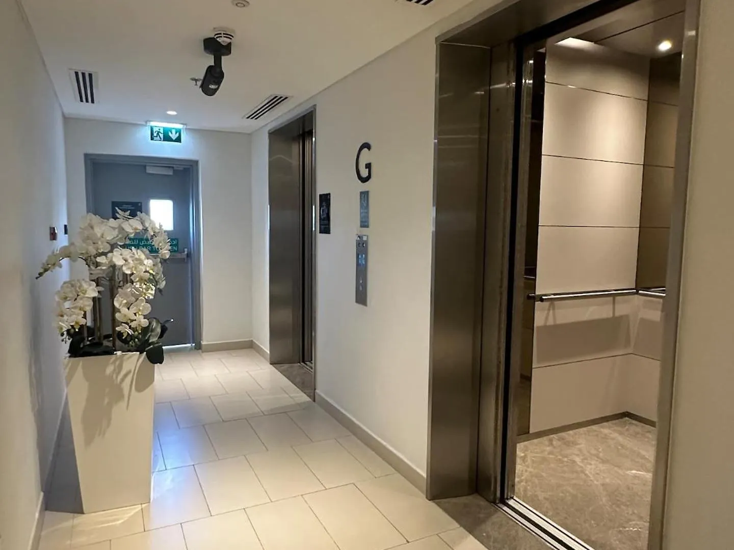 Yas Canal 1 Luxury Apartment By The Canal Near F1 Abú Dhabí