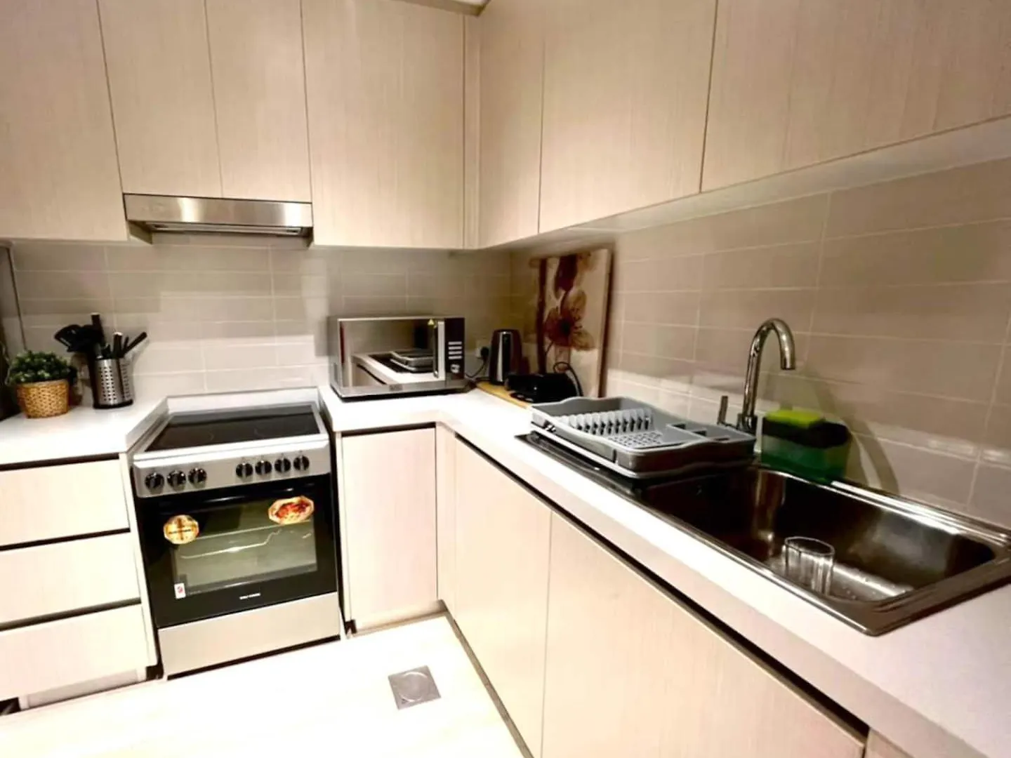 Aparthotel Yas Canal 1 Luxury Apartment By The Canal Near F1 Abú Dhabí