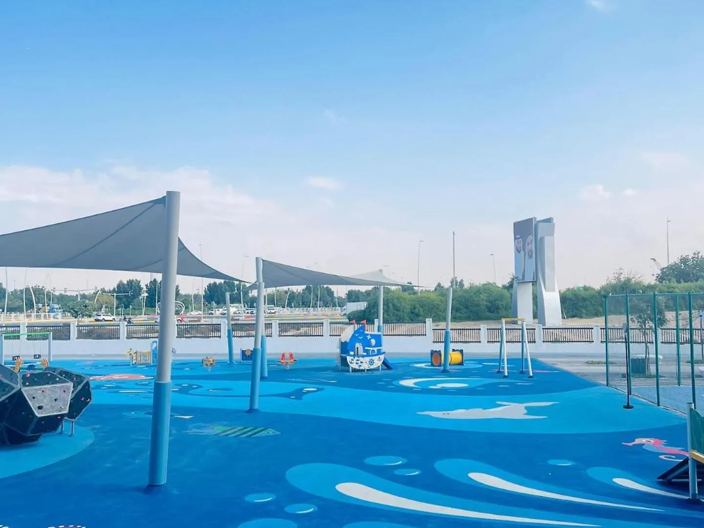 Yas Canal 1 Luxury Apartment By The Canal Near F1 Abú Dhabí 0*,  Spojené arabské emiráty