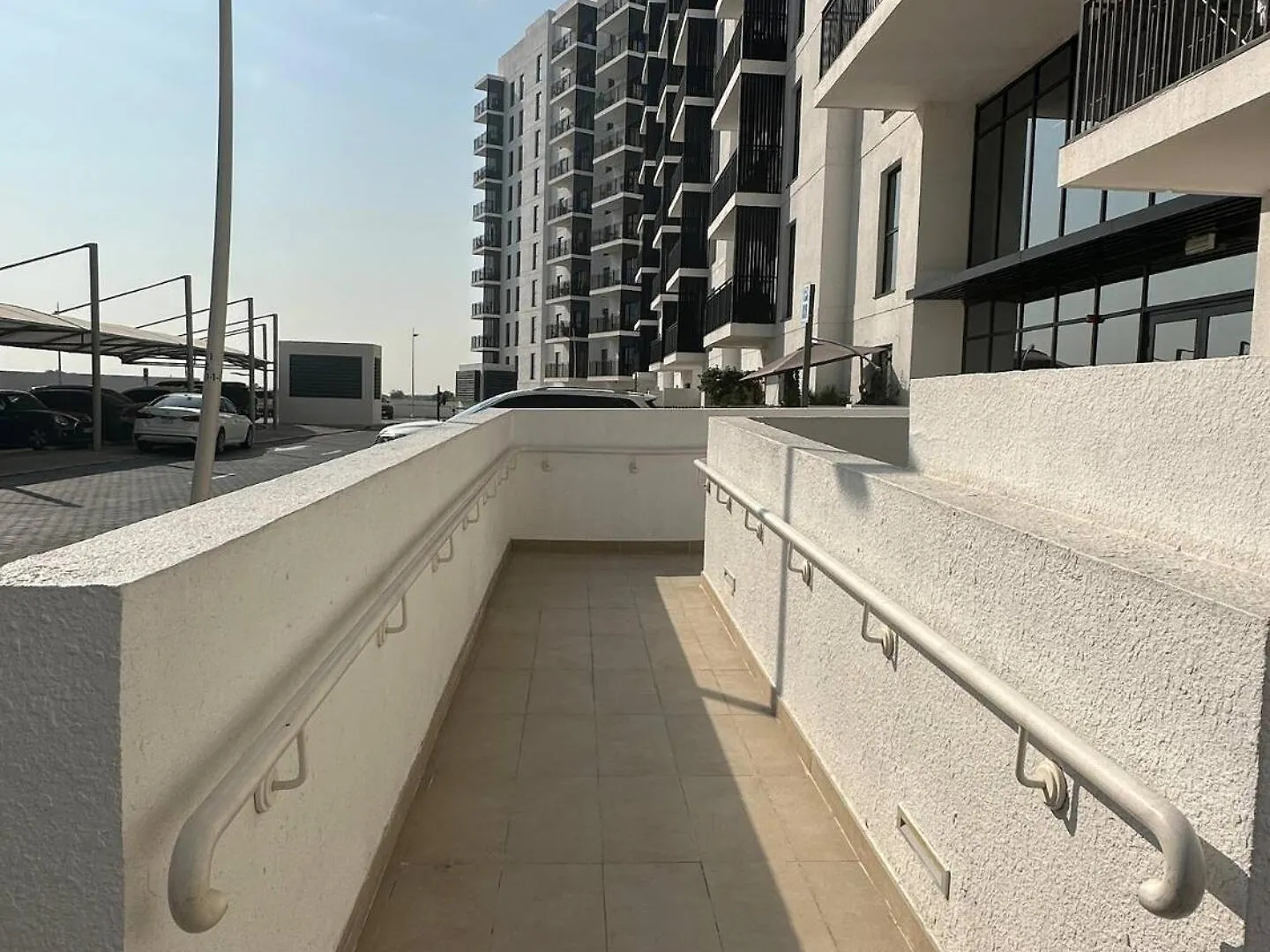 Yas Canal 1 Luxury Apartment By The Canal Near F1 Abú Dhabí